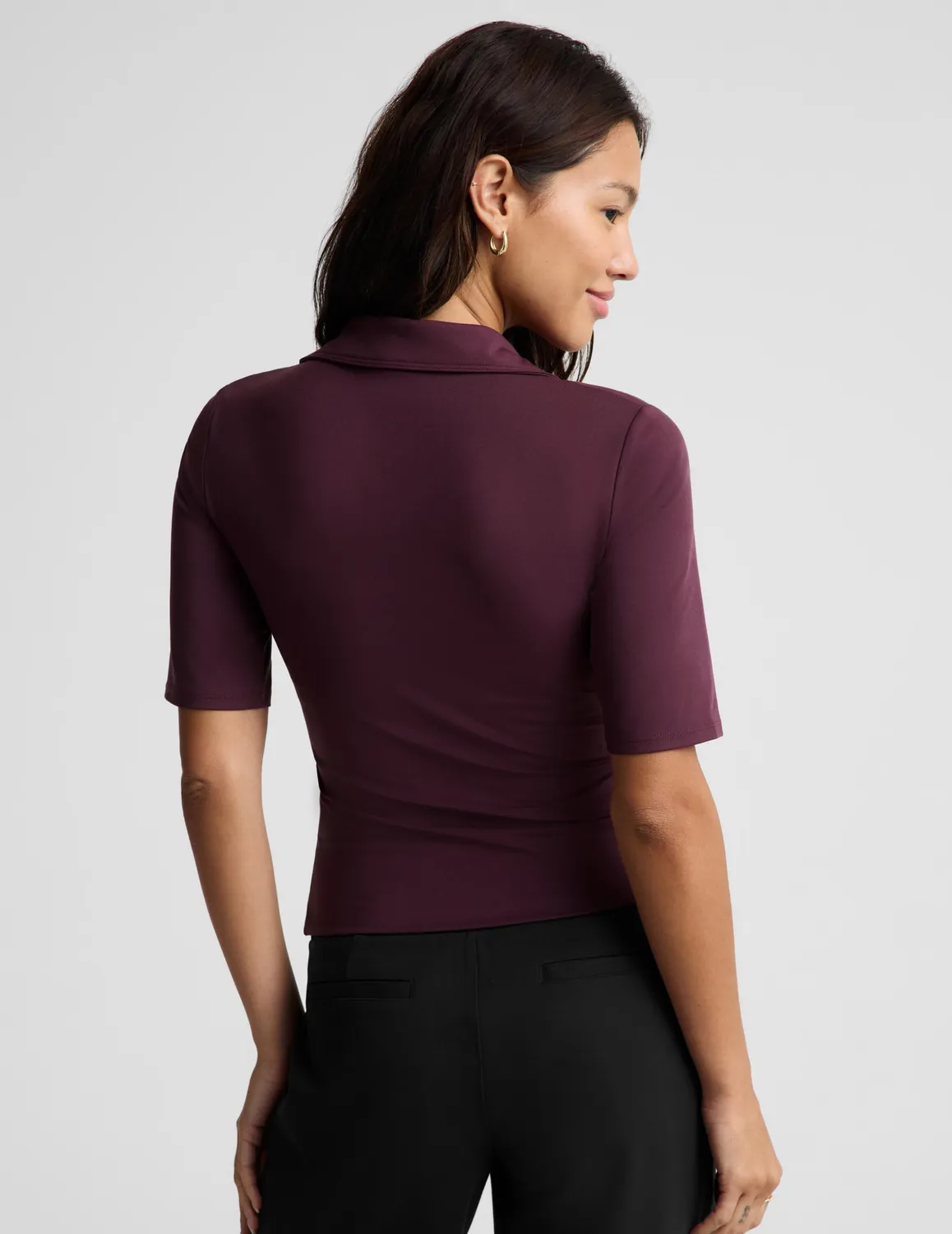 Beyond Yoga Sport Active V-Neck Polo piké cabernet inbyggd bh