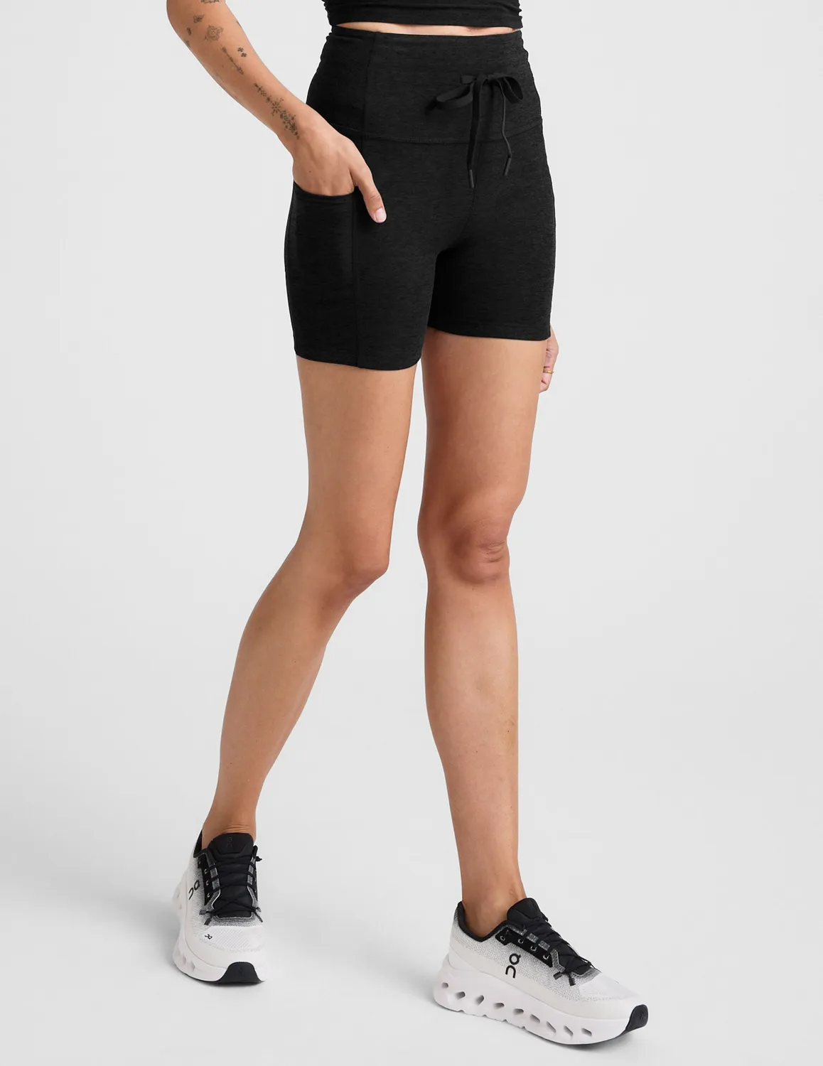 Beyond Yoga Spacedye Go Pocket 5" Short shorts Darkest Night fickor