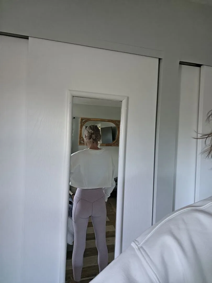 Beyond Yoga LuxeFleece Cropped sweatshirt Marine Blue blå