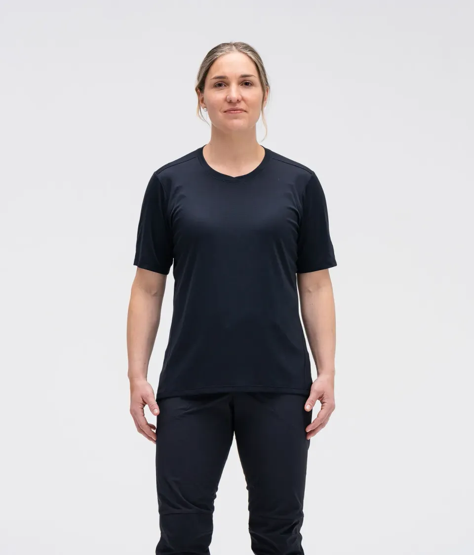 7MESH Roam dam t-shirt svart snabbtorkande