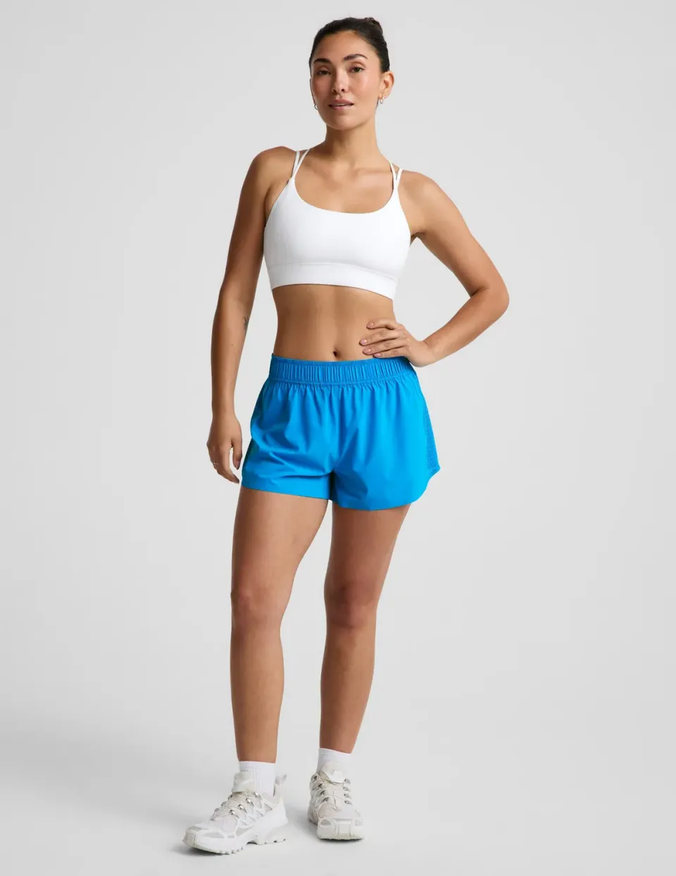 Beyond Yoga Solemate 2.5" Short löparshorts Malibu Lagoon svala