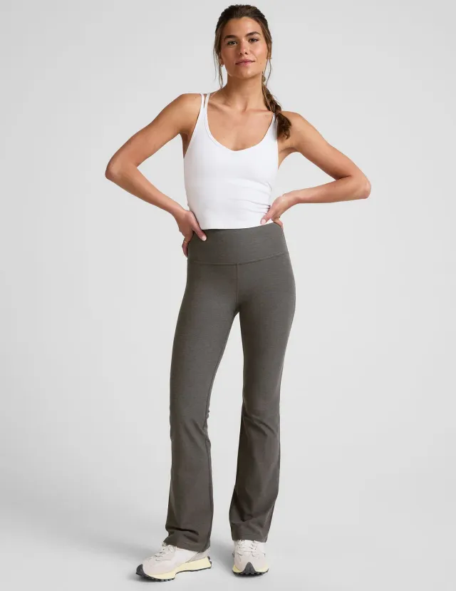Beyond Yoga Spacedye Practice Bootcut Pant träningsbyxor True Gray