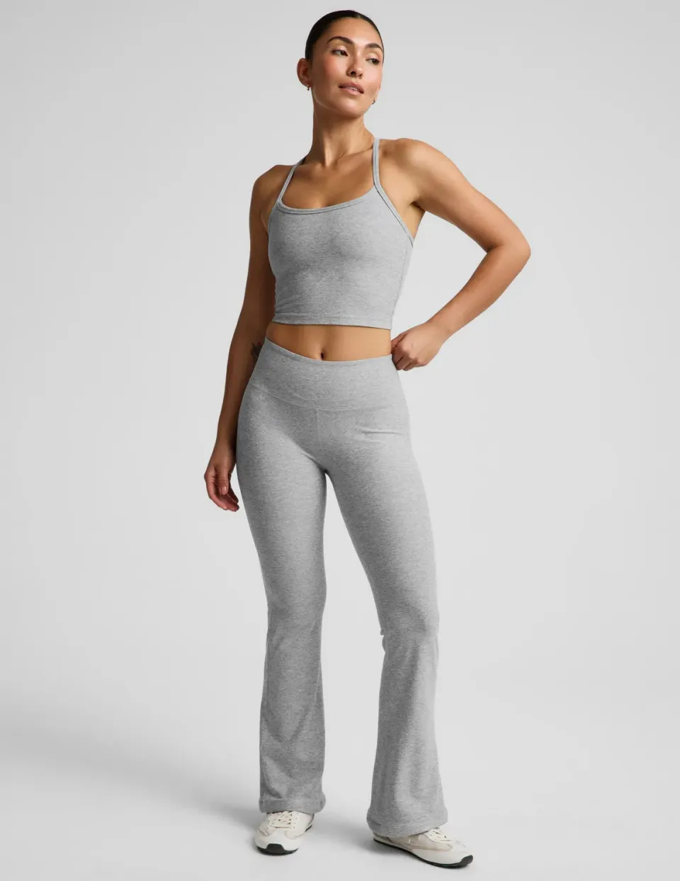Beyond Yoga Spacedye Mid-Rise Bootcut Pant leggings Silver Mist ljus
