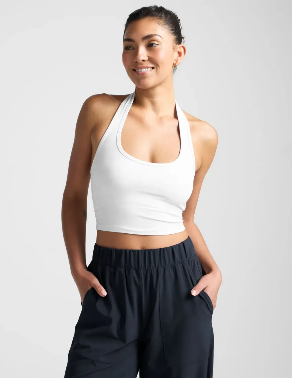 Beyond Yoga Spacedye Well Rounded Cropped Halter Tank linne Cloud White med bh