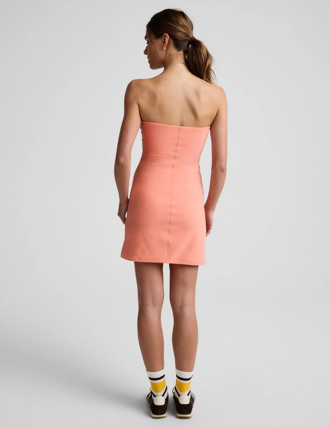 Beyond Yoga Spacedye Joy Strapless Miniklänning Dreamsicle axelbandslös