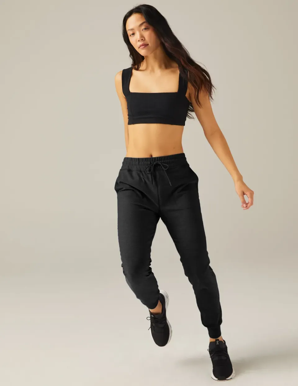Beyond Yoga Spacedye Commuter Midi Jogger mjukisbyxa svart slim fit