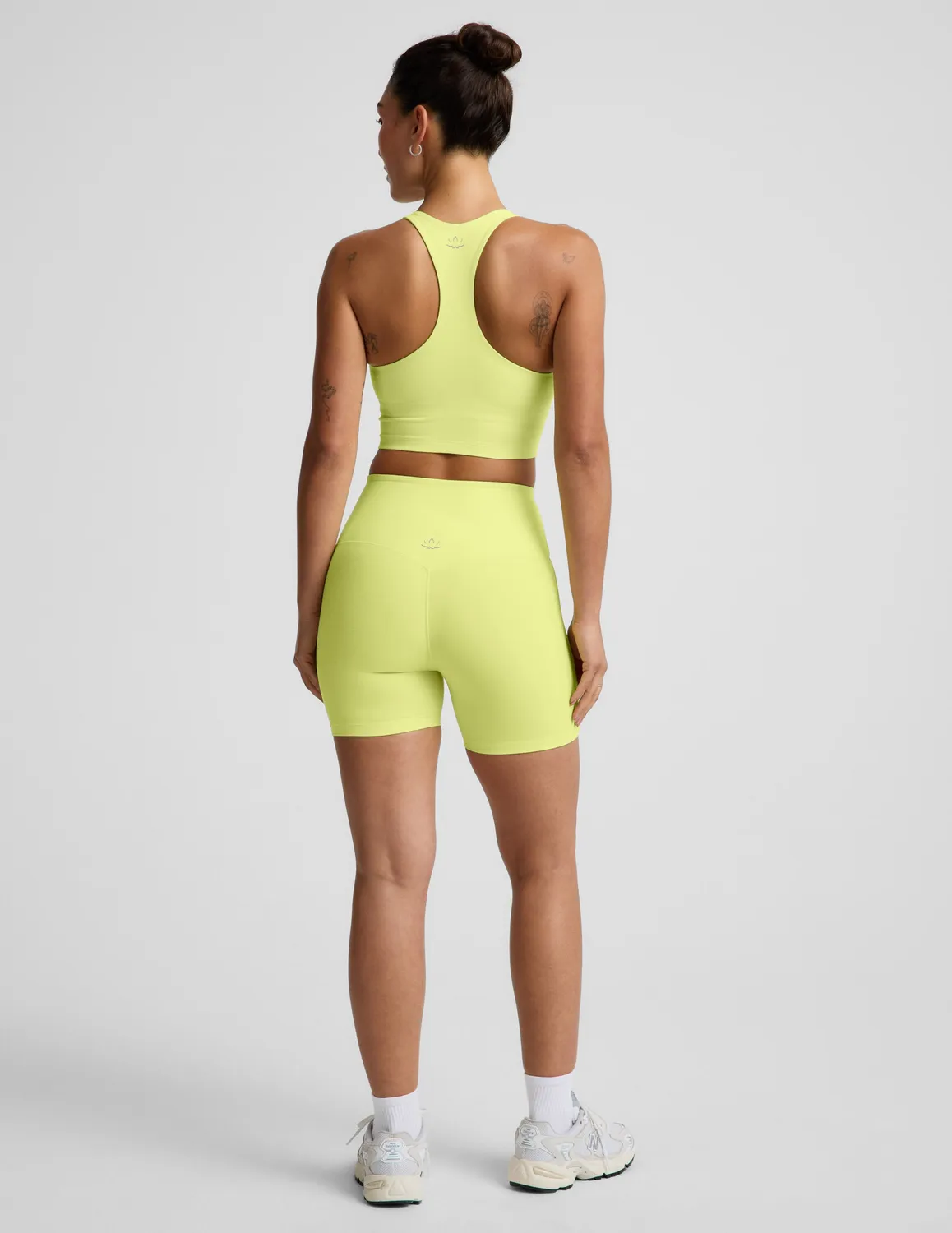 Beyond Yoga Spacedye Streamline 5" Shorts Electric Lime neon