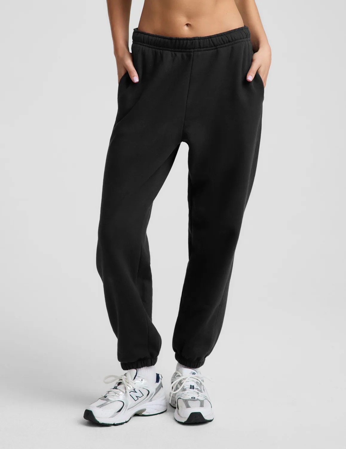 Beyond Yoga LuxeFleece 2.0 Jogger 26 mjukisbyxor svart bomull