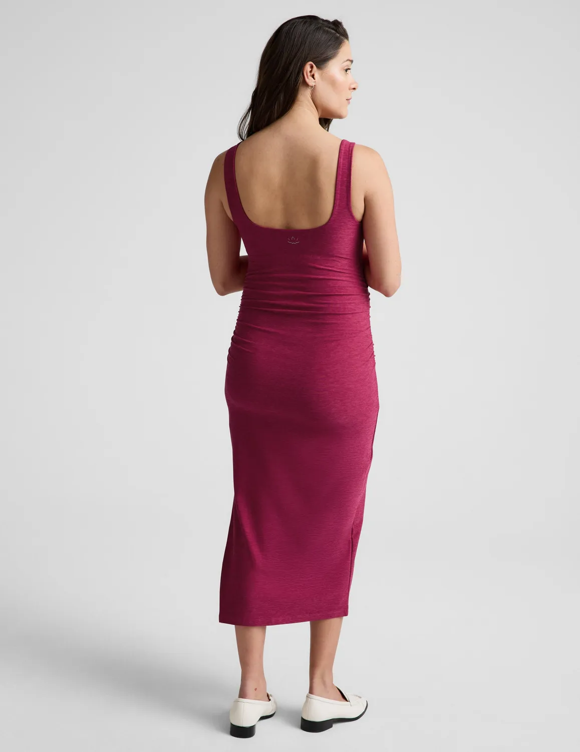 Beyond Yoga Spacedye Icon Maternity Dress gravidklänning mörkröd