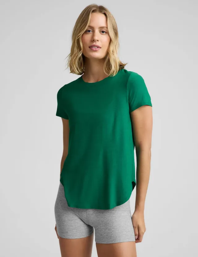 Beyond Yoga Featherweight On The Down Low Tee t-shirt Legacy Pine Heather tallgrön