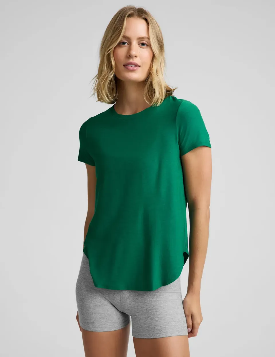 Beyond Yoga Featherweight On The Down Low Tee t-shirt Legacy Pine Heather tallgrön